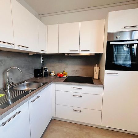 Appartment Near Schoenbrunn Виена Екстериор снимка