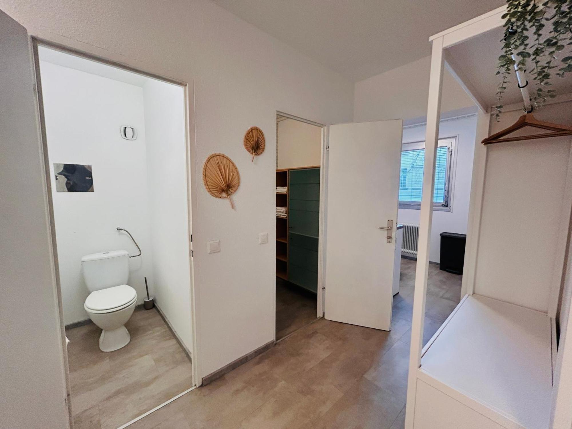 Appartment Near Schoenbrunn Виена Екстериор снимка