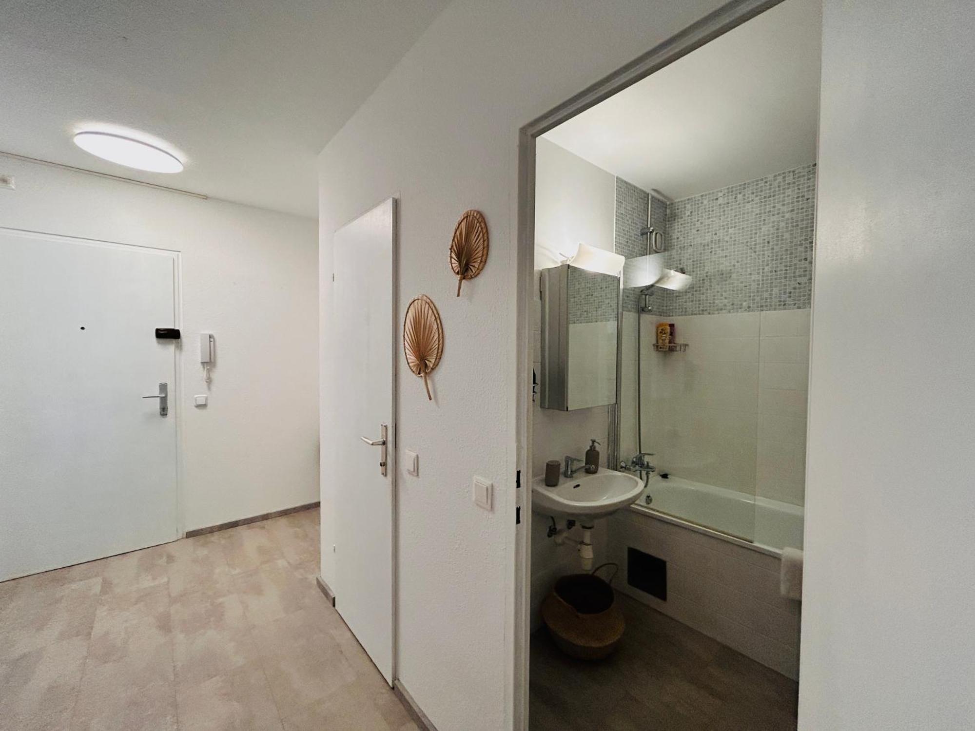 Appartment Near Schoenbrunn Виена Екстериор снимка