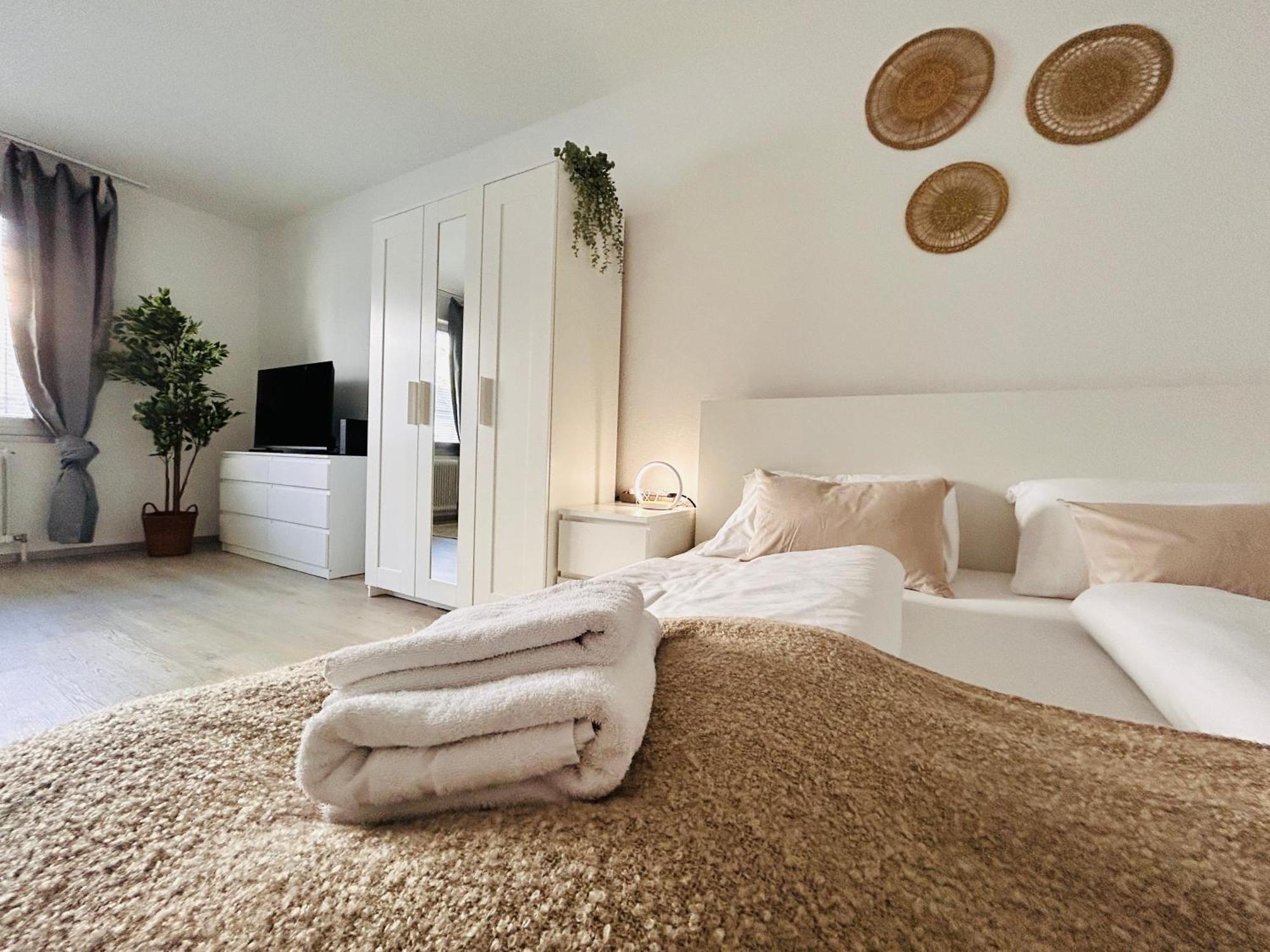 Appartment Near Schoenbrunn Виена Екстериор снимка