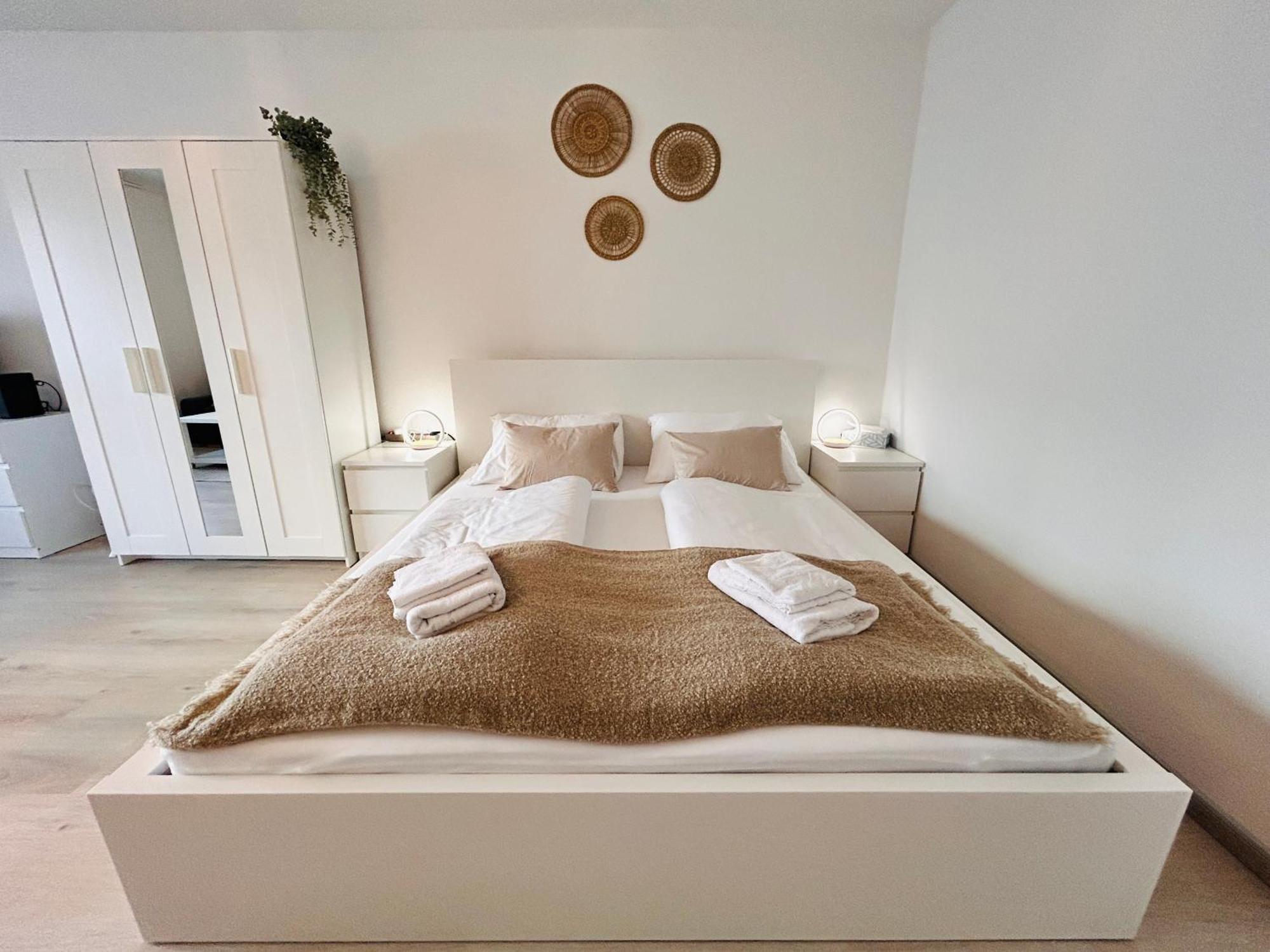 Appartment Near Schoenbrunn Виена Екстериор снимка